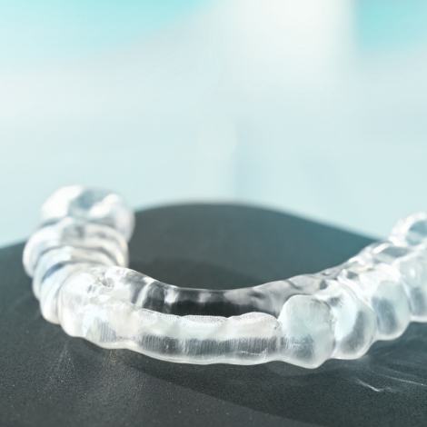 Clear occlusal splint