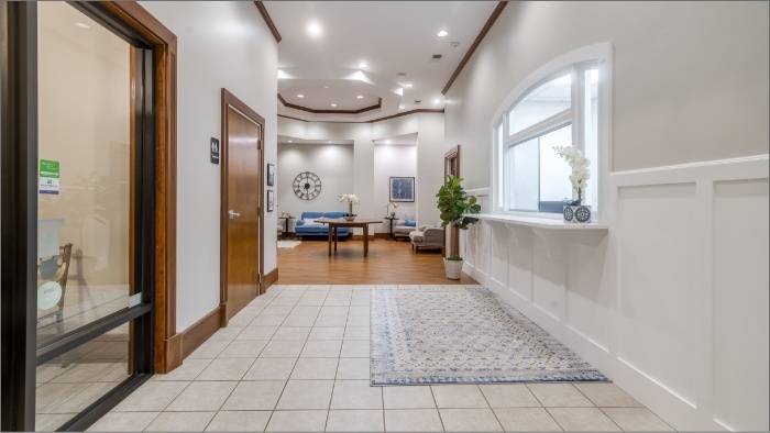 Side view of Jasper Dentistry reception area